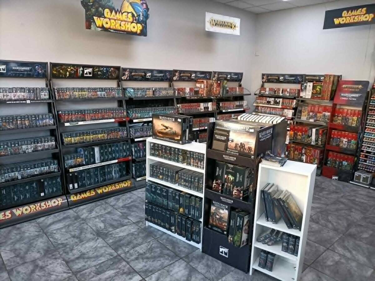 Very Well-Known, Board Game and Tabletop Gaming Business Photo 4
