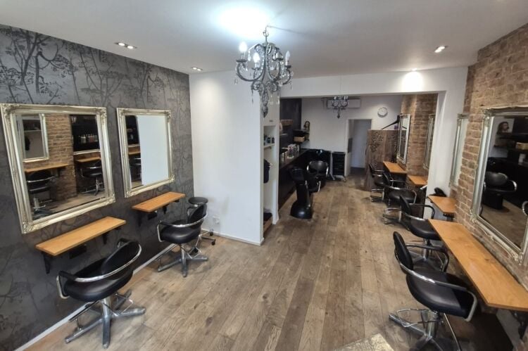 Boutique Hair & Beauty Salon - London Photo 4