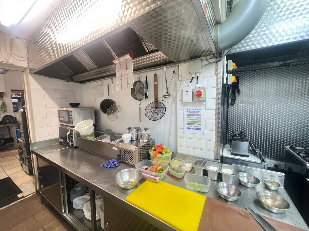 🌑 DARK KITCHEN OPPORTUNITY – GREENWICH SE10 – START TRADING IMMEDIATELY 🌑 Photo 4