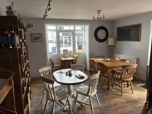 AWARD WINNING LICENCED CAFE/COFFEE SHOP, LLANBERIS, NORTH WALES Photo 4