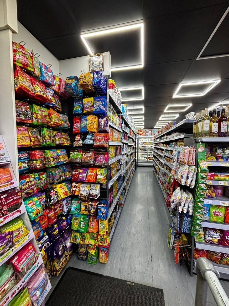 Established Off Licence & Convenience Store – Liverpool – £85,000 + Stock Photo 3