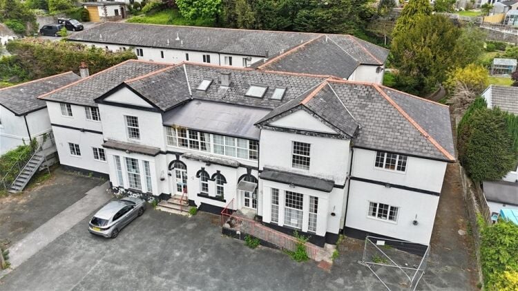 Auction Lot: Virtual Freehold - Former care home suitable for alternative use (STP) For Sale