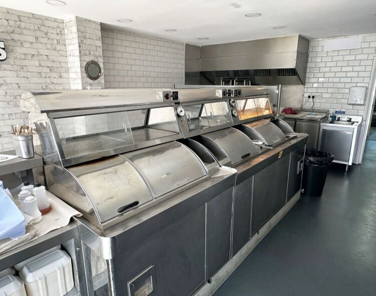 Newly established in 2025, well fitted/equipped fish & chip shop in desirable Birmingham suburb