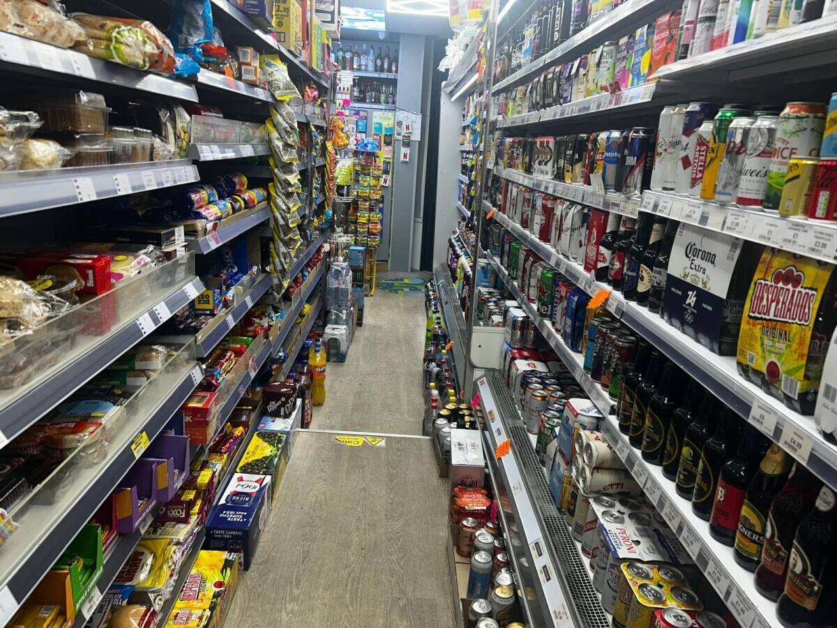 Off License for sale in Liverpool Photo 4