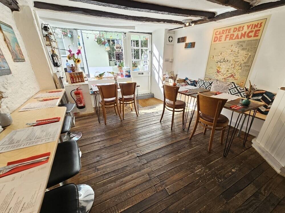 Profitable & Established Creperie & Wine Bar Business In Dartmouth, Devon Photo 4