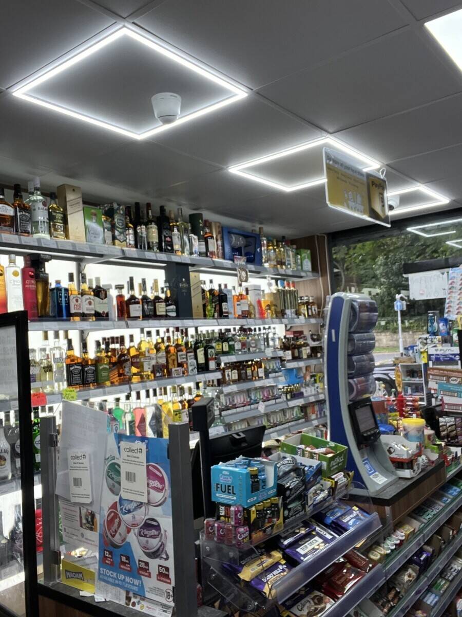 Best express off license Photo 4