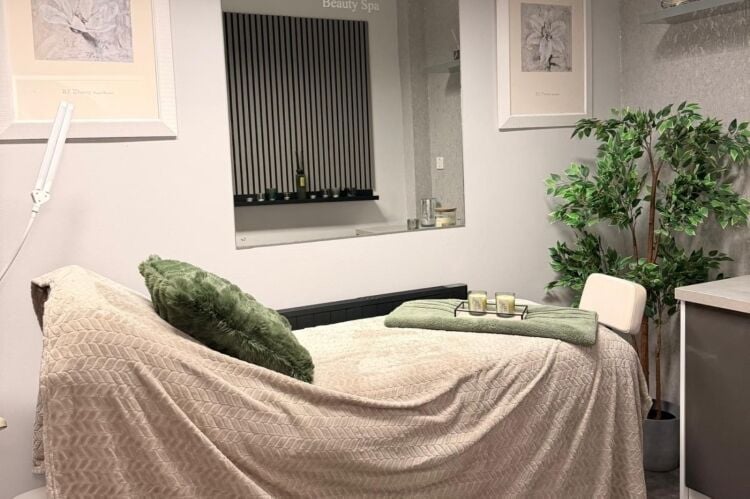 Closed Freehold Beauty Spa - Cumbria Photo 4