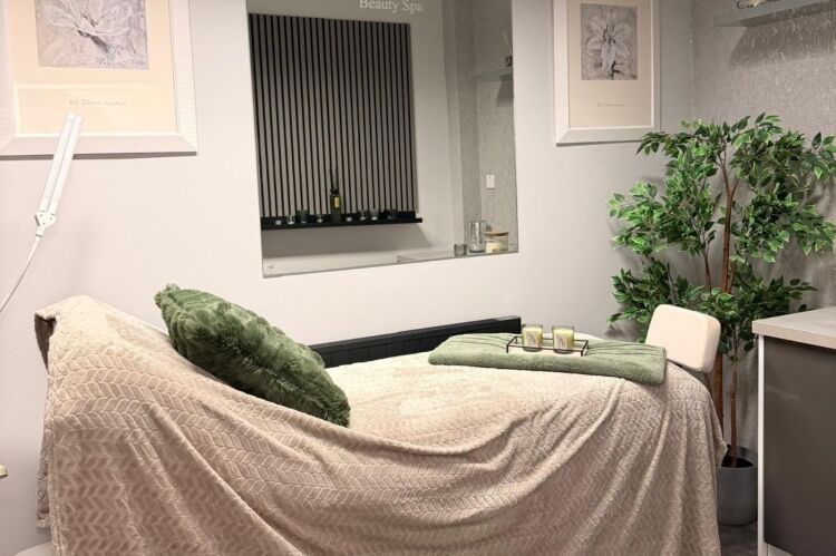 Closed Freehold Beauty Spa - Cumbria Photo 4