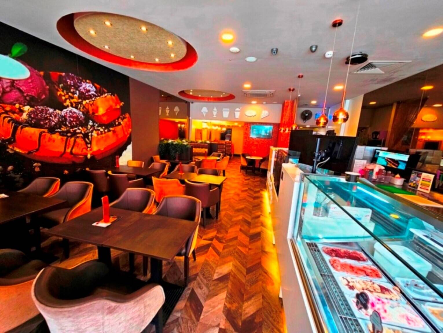 FRANCHISED DESSERT SHOP - FOR SALE - WANDSWORTH, LONDON