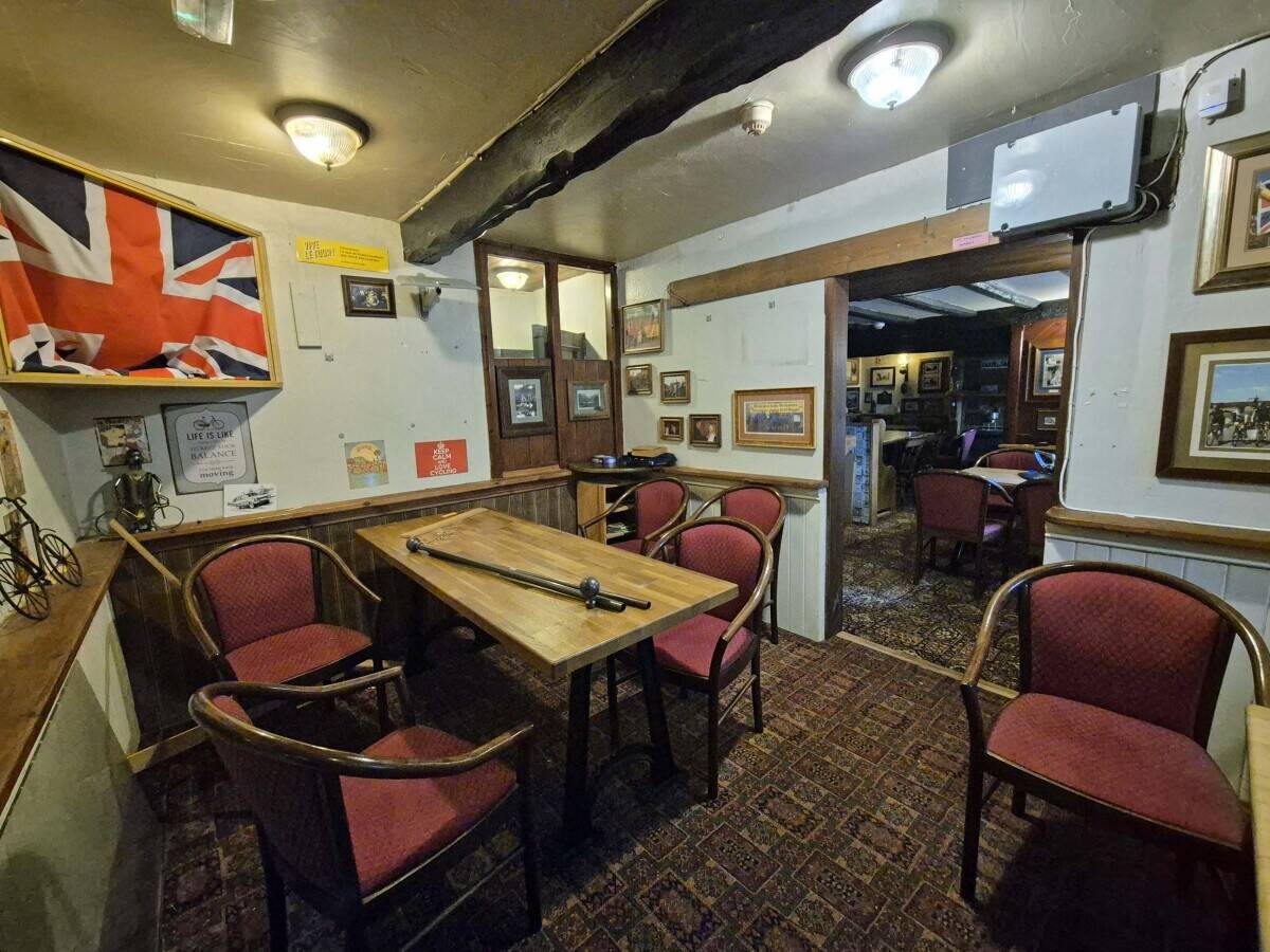 CUMBRIA - HISTORIC PUBLIC HOUSE WITH LOG CABIN AND YURT ACCOMMODATION
