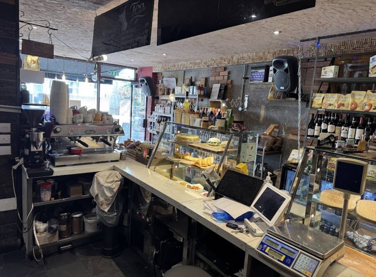 Cafe deli for sale in Hammersmith