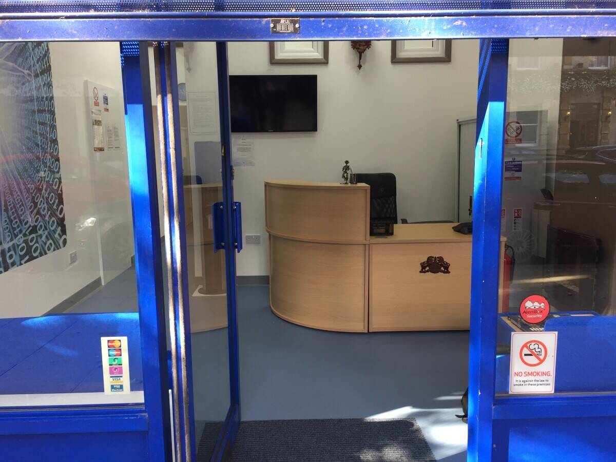 Medic Plus Health Clinic Photo 4