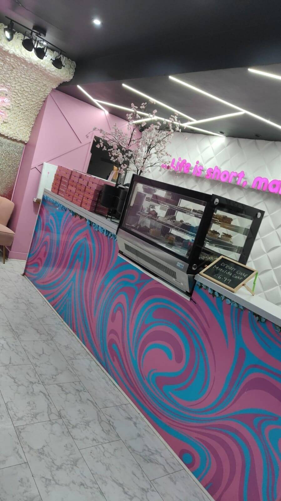 Established Dessert shop for sale  Photo 4