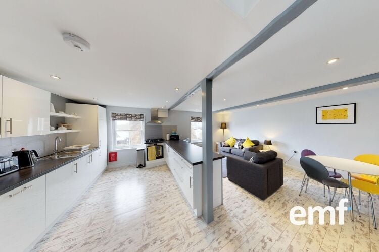 Freehold Commercial Investment