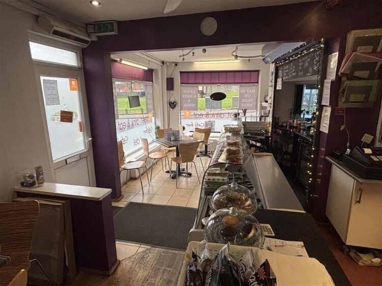 Cafe & Sandwich Bars For Sale in Castleford Photo 4