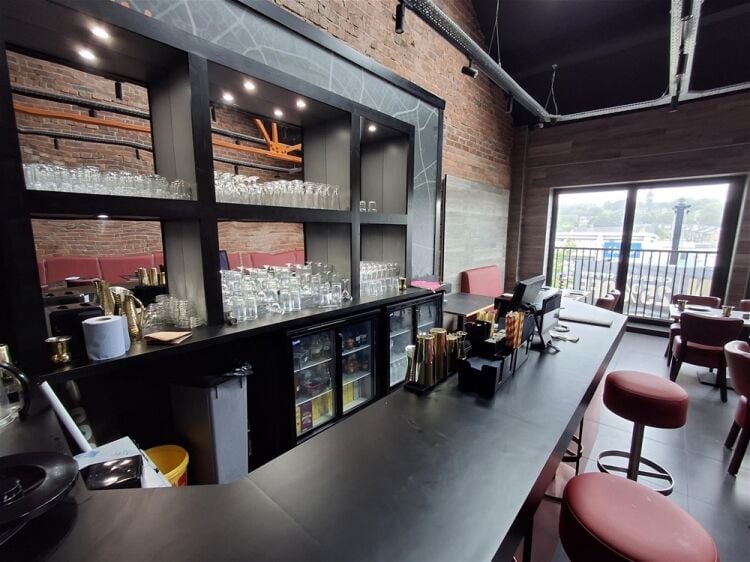 Restaurants For Sale in Batley Photo 4