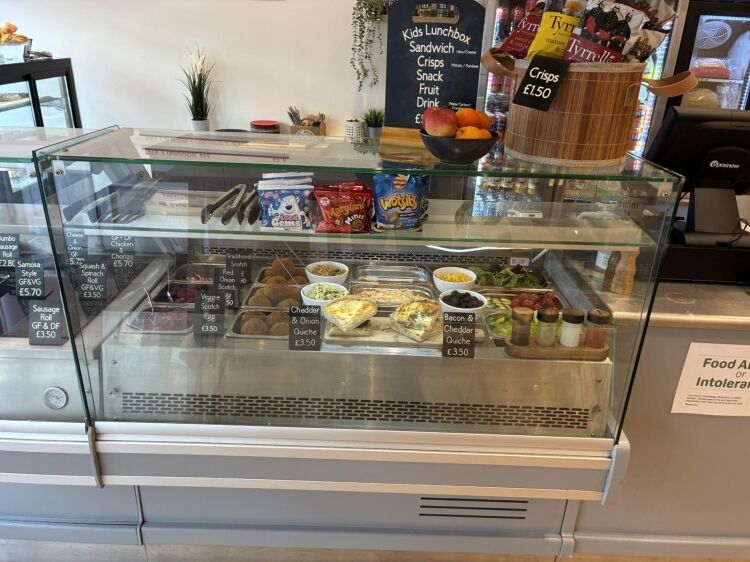 Leasehold Coffee & Cake Shop Located In Newquay Photo 4