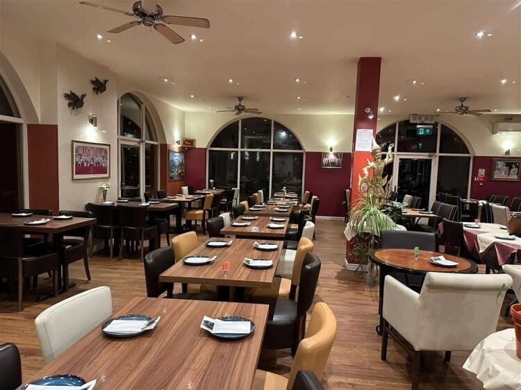 RIM NAM THAI RESTAURANT Photo 4