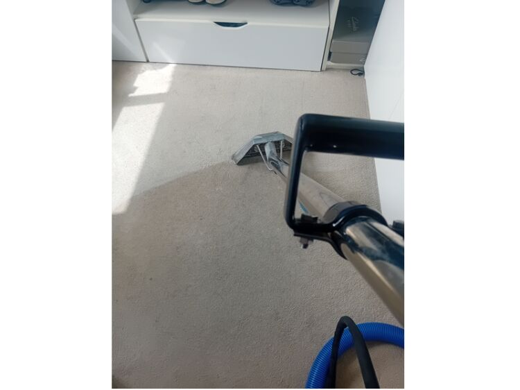 Bring Back the Sparkle – Established Specialist Cleaning Business