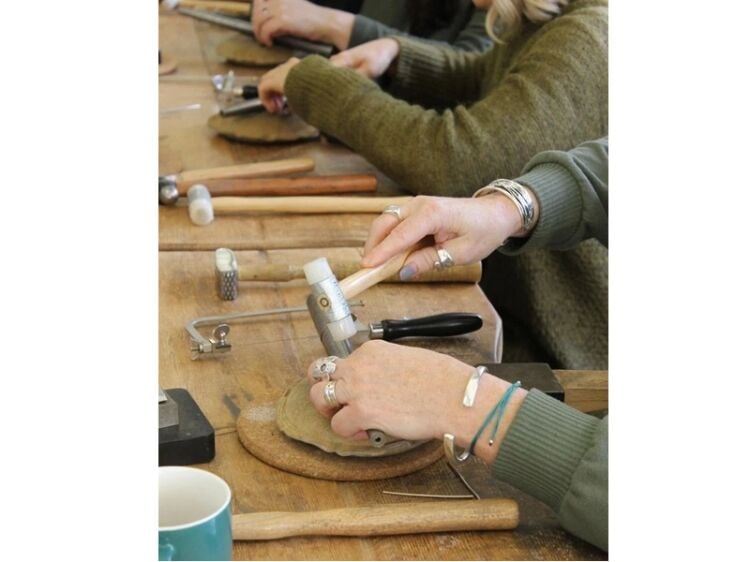 Design, Create, Shine – Contemporary Jewellery Studio