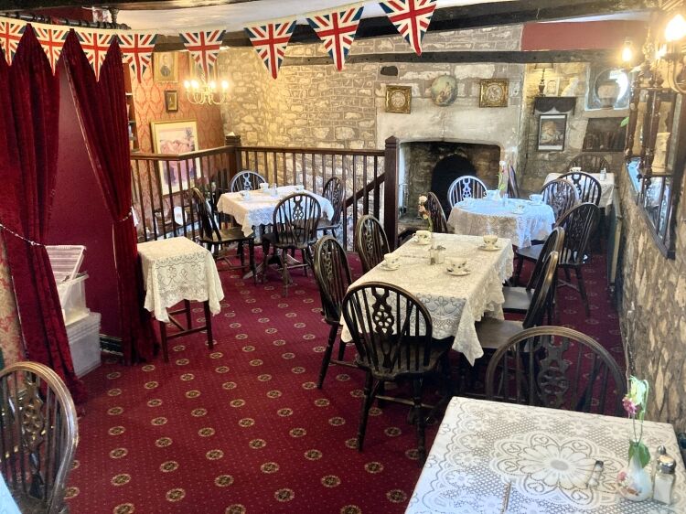 FAMOUS LICENSED DAYTIME TEA ROOM