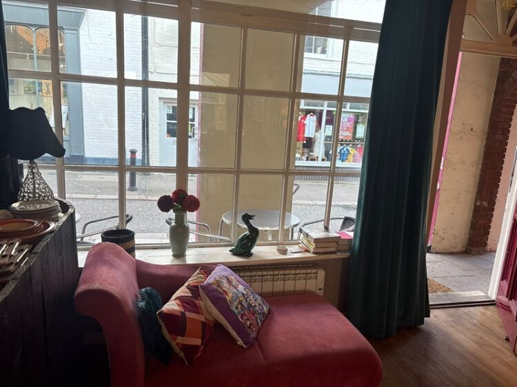 A Taste Worth Talking About – Stylish Bistro in the Heart of Woodbridge Photo 4