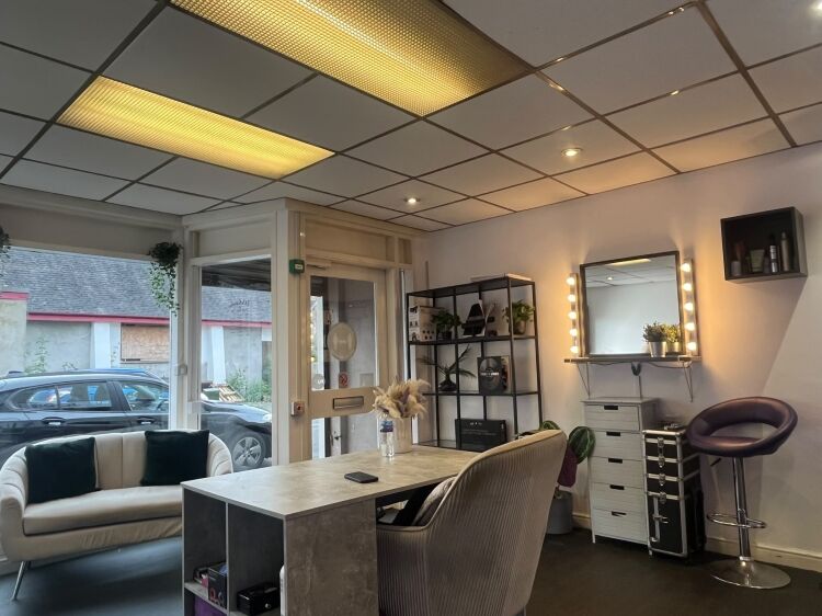 Established Hair Salon, Silk Street, Paisley Photo 4