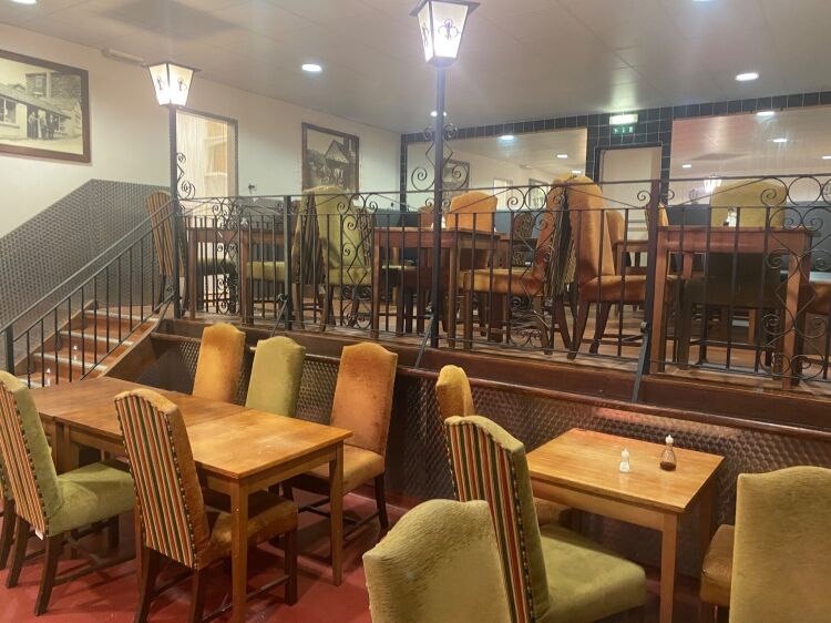 FISH AND CHIP TAKEAWAY/RESTAURANT- EXCELLENT TOWN CENTRE POSITION