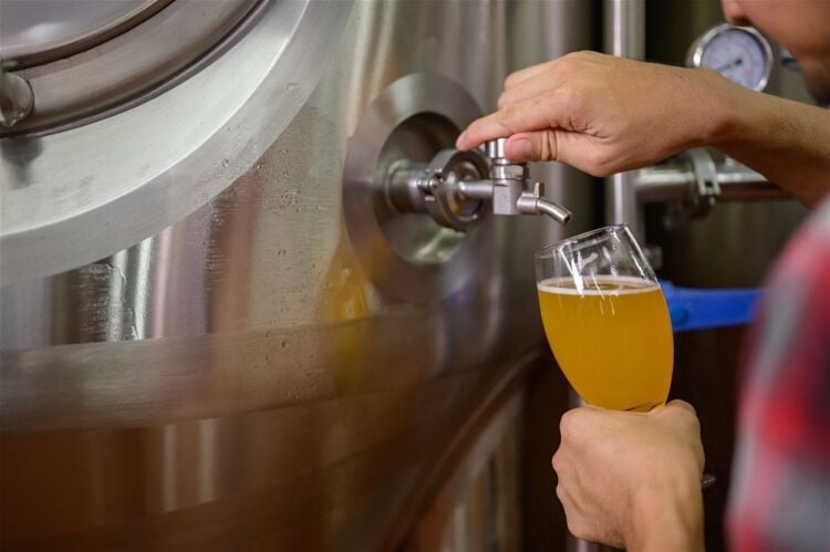 AWARD-WINNING MICROBREWERY