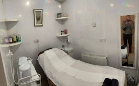 Hair Salon & Beauty Salon West Mids Photo 4