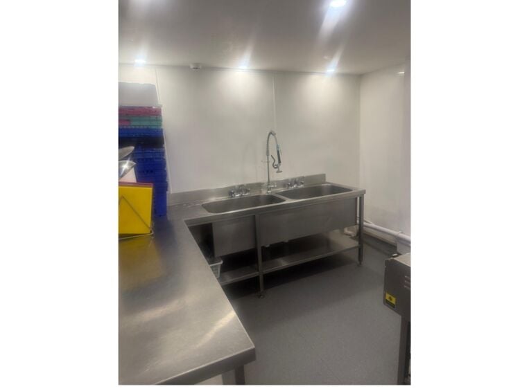 Exciting Commercial Kitchen Asset Sale – Ready for Your Next Food Concept! Photo 4