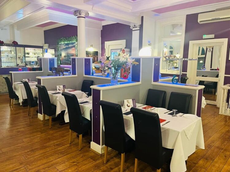 Thriving Indian Restaurant & Takeaway