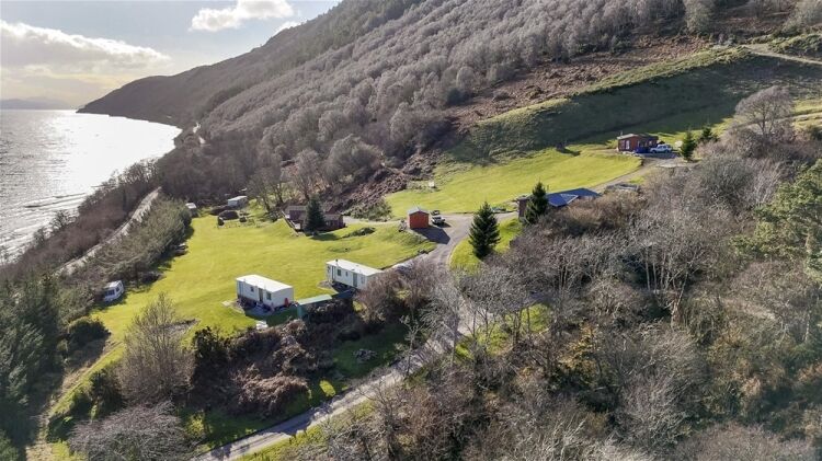 Loch Ness View Croft and Westfield Croft Photo 4