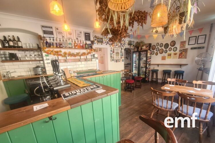 Market Town Micro-Pub Photo 4