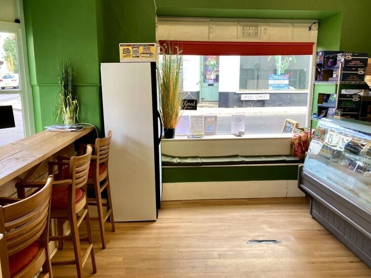 SANDWICH BAR/FOOD TO GO Photo 4