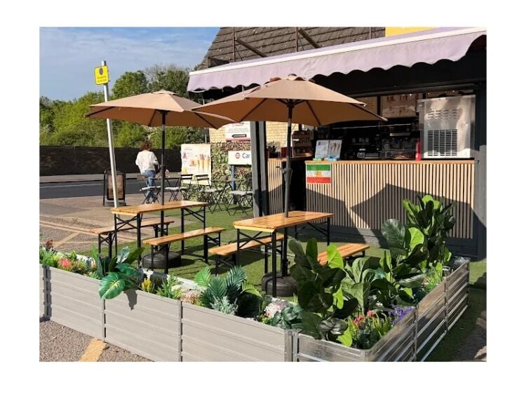 Popular Station-Side Cafe Kiosk