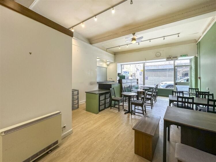 Vacant Retail Unit