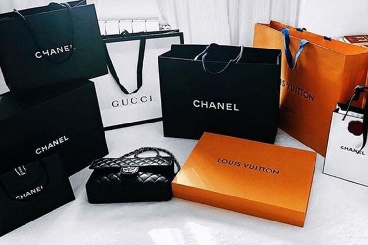 Established Luxury Personal Shopping Business Photo 4