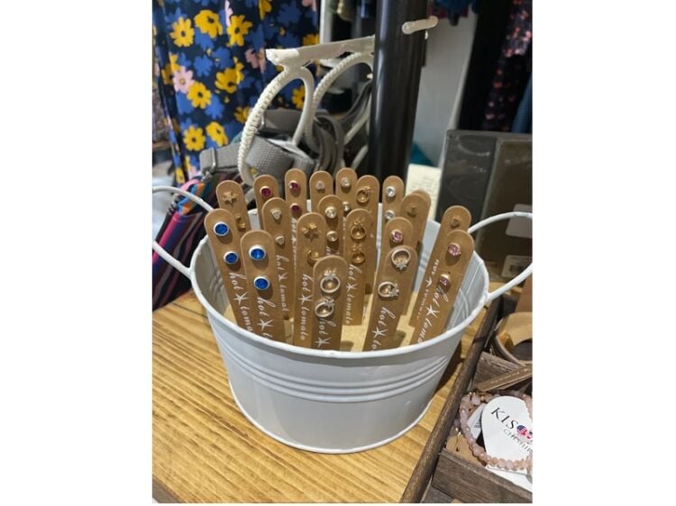 Stylish & Vibrant Fashion, Gift & Homeware Boutique in Cheshire Photo 4