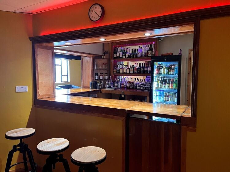 GENTLEMEN’S ADULT ENTERTAINMENT VENUE