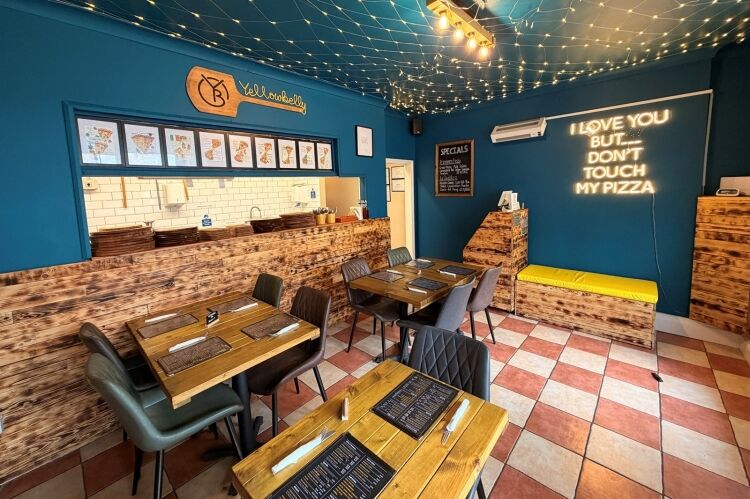 Established Pizza Restaurant - Brigg