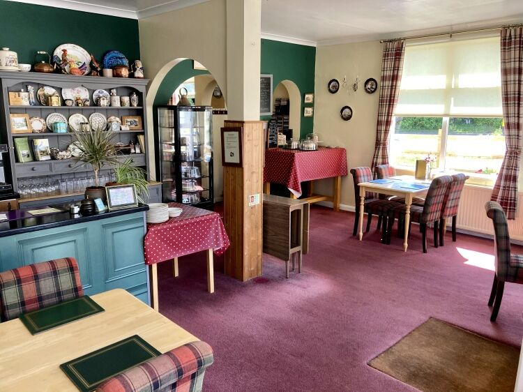 LICENSED TEAROOM/RESTAURANT AND BED & BREAKFAST