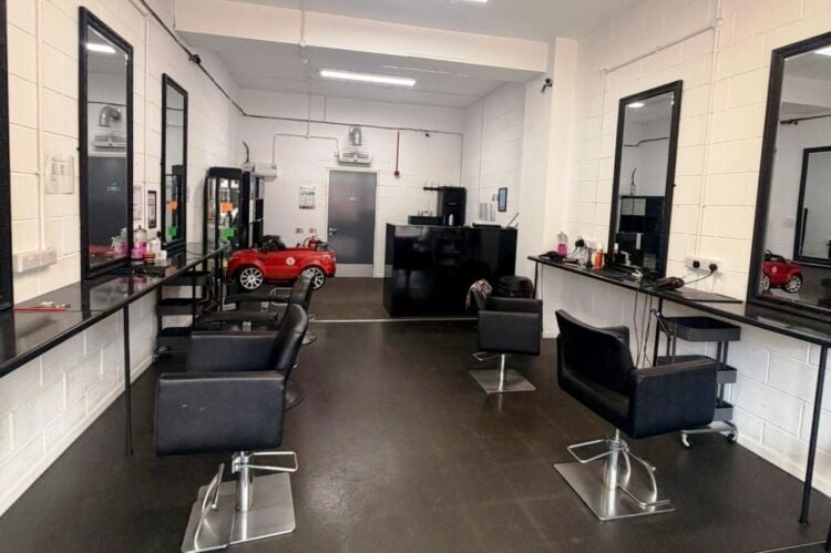 Established Barber Shop - Madeley Photo 4