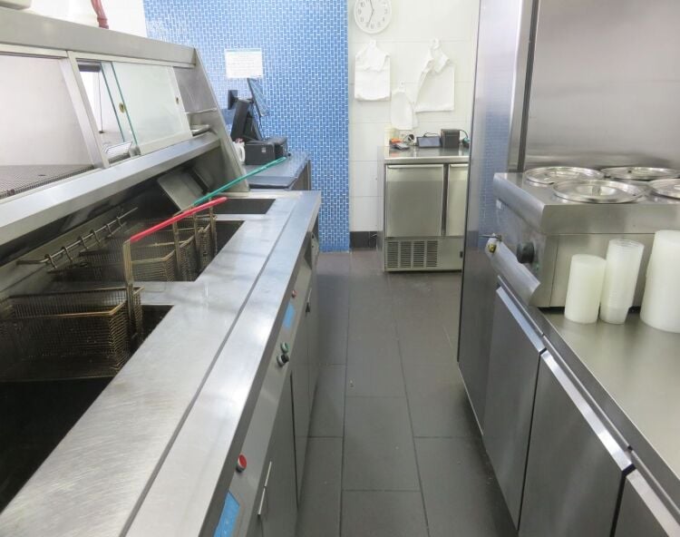 Modern semi-detached fish & chips business trading evenings only, closing 9.00 pm latest