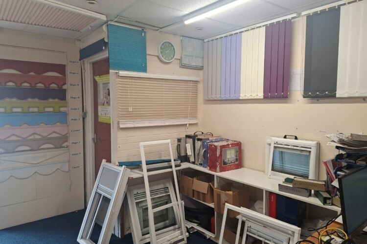 Blinds Manufacturer, Supplier & Installations