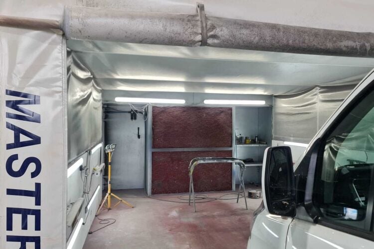 Alloy Wheel & Bodywork Garage - Essex Photo 4