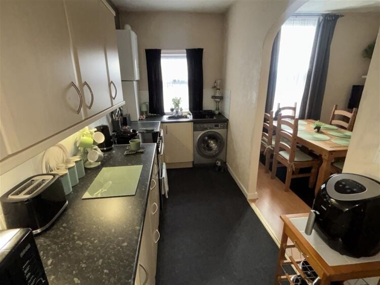 Investment Property For Sale in Wakefield Photo 4