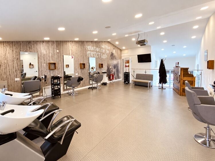 Versatile Commercial Premises To-Let  Located In Retford, Nottinghamshire