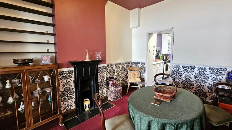 Well Presented Centrally Located B&B Suiting Various Uses S.T.P.P. Photo 4