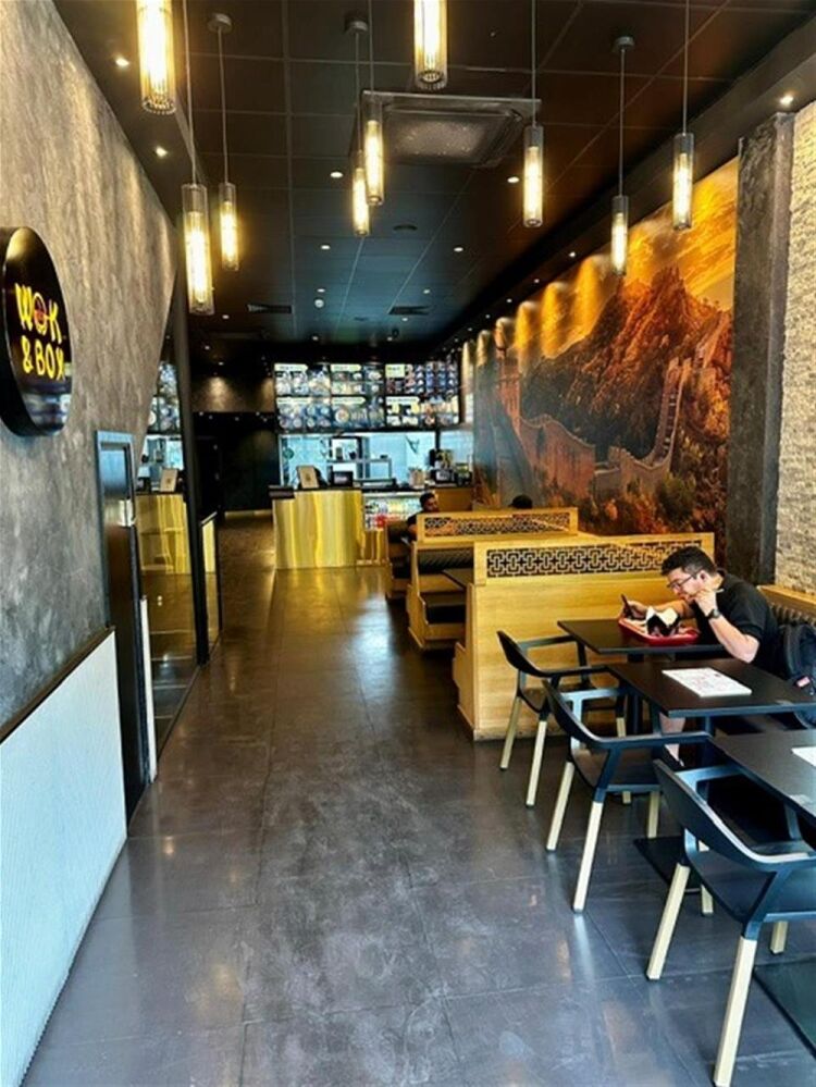 LEASEHOLD CHINESE STREET BRANDED RESTAURANT & TAKEAWAY BUSINESS
FRANCHISE OPPORTUNITY